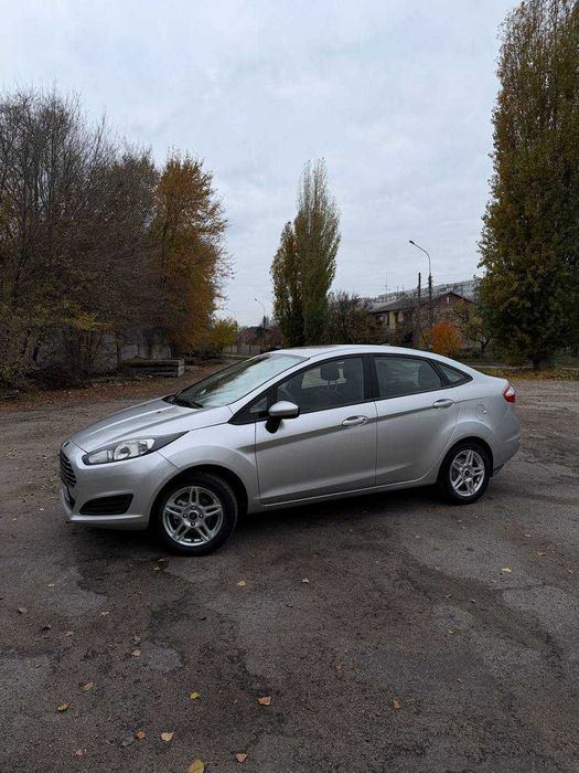 Форд фієста 2019