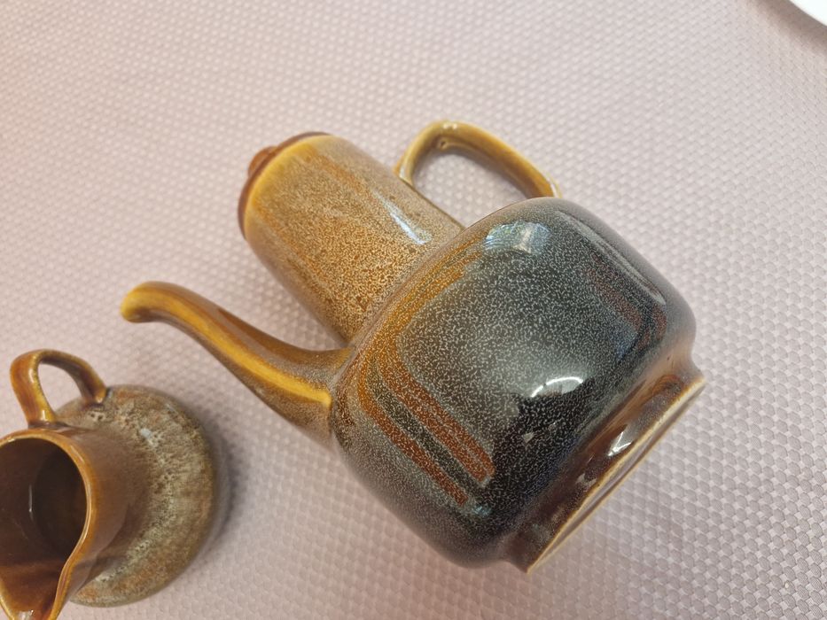 Dzbanek i mlecznik porcelit Mirostowice proj. Adam Sadulski fason: Agat