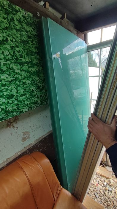 Szyby z szkła hartowanego do altany, ścian biurowych.