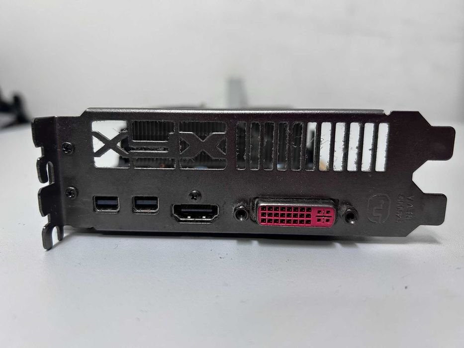 Placa Gráfica Core RADEON 7950 3GB
