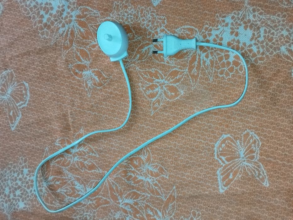 Ładowarka szczoteczki Braun 2