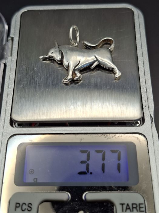 Zawieszka srebro byk