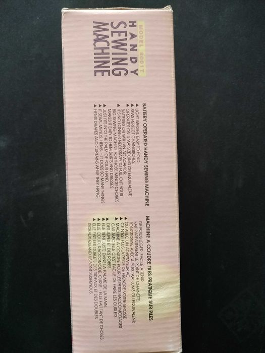 Máquina de Costura manual - Nova