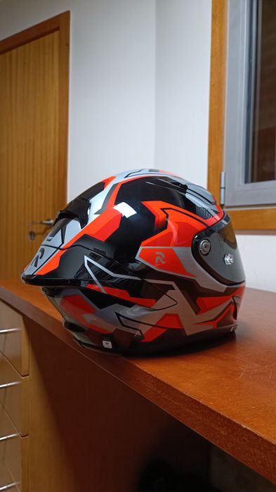 Alpinestars R10, hjc Rpha 1, Scorpion