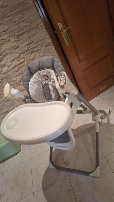 Cadeira de refeição