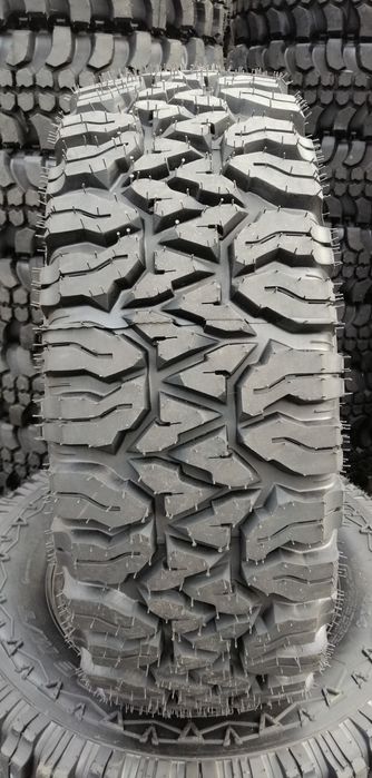 265/70R17 ATTITUDE M/T gruba kostka bieżnika 4x4, wysoka 82cm