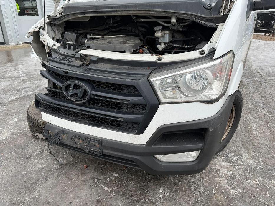 Hyundai H350 2,5 CRDI 2016r 150KM przód lewa strona