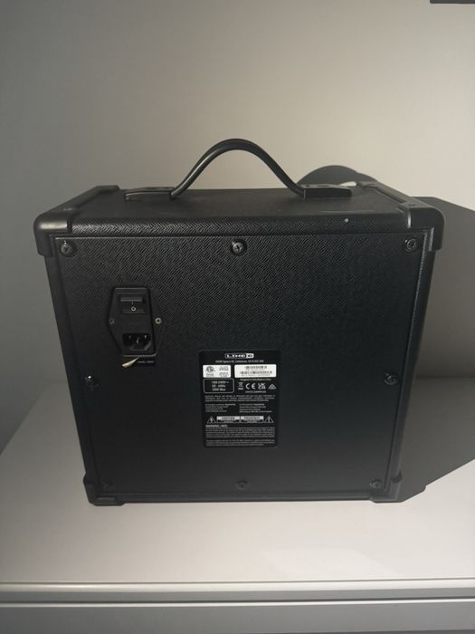 Комбопідсилювач Line 6 spider v20 mk2