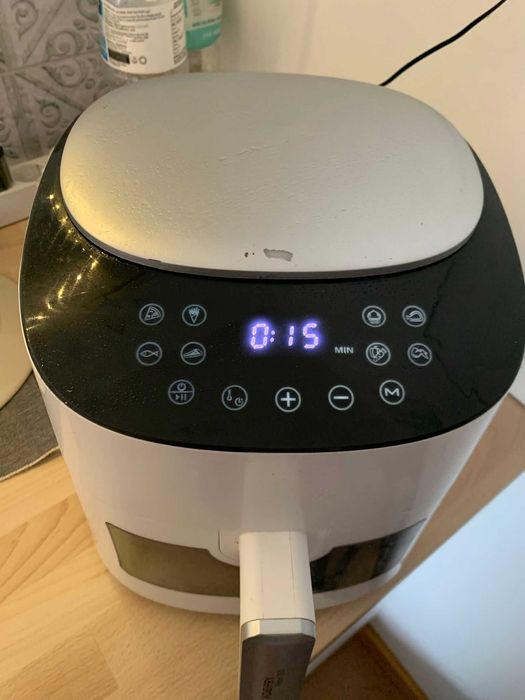 Fritadeira sem óleo SOGO 4L