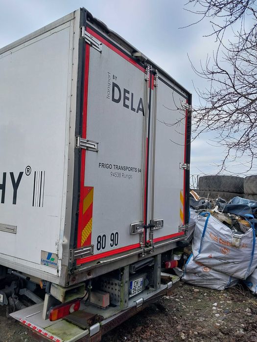 Kontener chłodnia magazyn dł 8,5m wys 2,3m rama 88cm