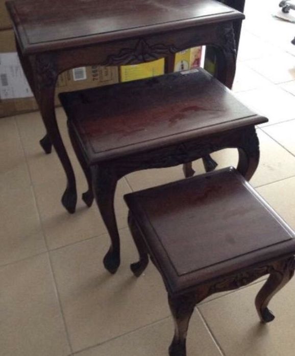 Mesinhas (mesas mãe) estilo João V pé galo nido cabriole vintage