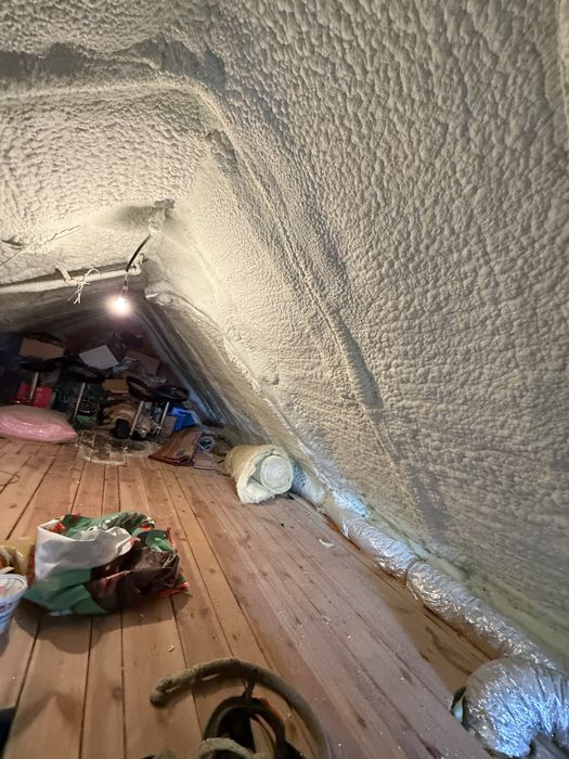 Ocieplanie poddaszy pianką PUR - Częstochowa