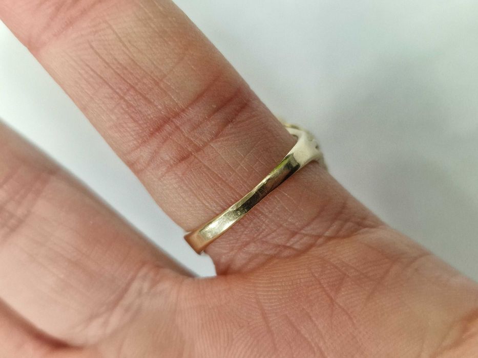 Piękny złoty pierścionek/ 417/ 10K/ 6.51 gram/ R15/ Kwarc dymny