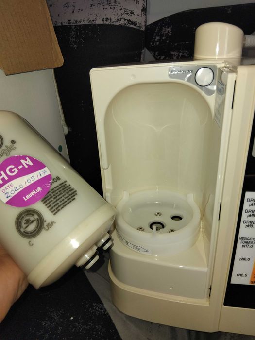 água Kangen Leveluk Jr 2 — Impecável