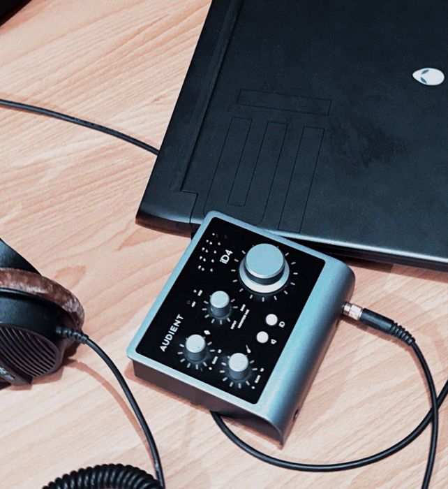 Interface de Audio - Audient ID 4