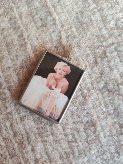 Zawieszka wisiorek Marilyn Monroe