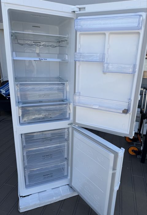 Frigorifico Combinado Samsung 187cm Novo