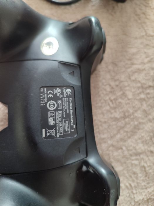 Продам Геймпад Logitech