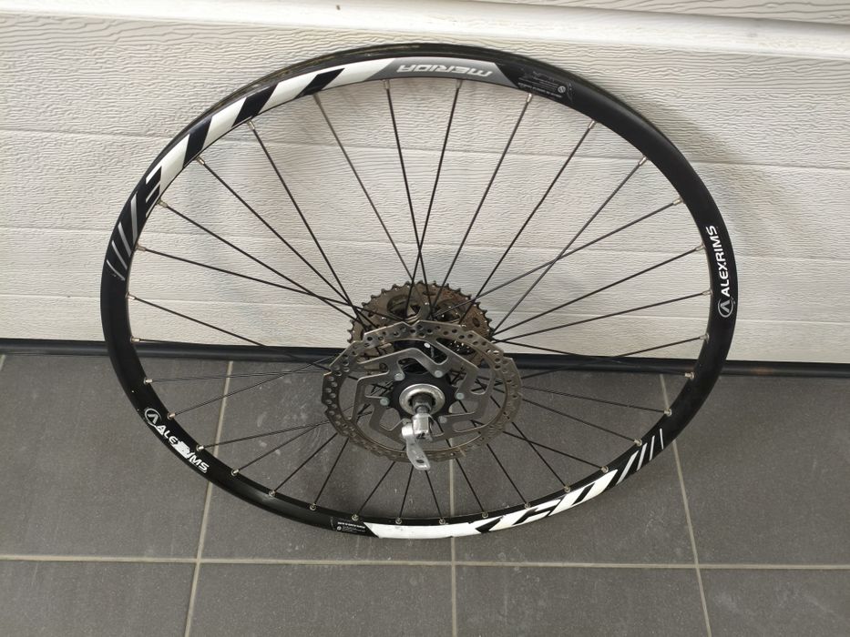 Ładne koło mocne  tylne tył alexrims 26 cali kaseta 10s tarcza 180mm
