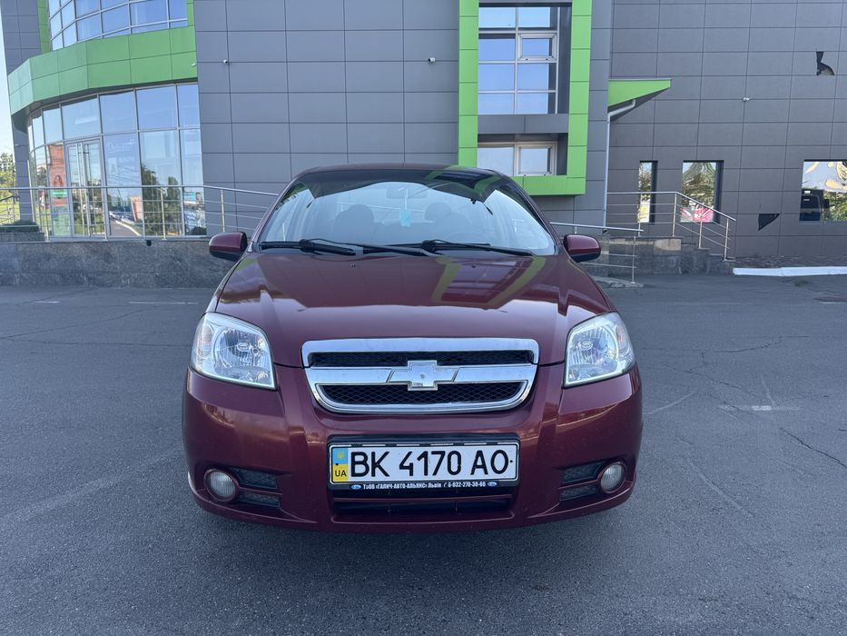 Продам Chevrolet Aveo LT