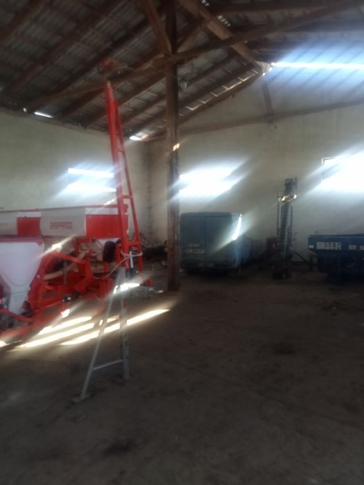 Продається складське приміщення