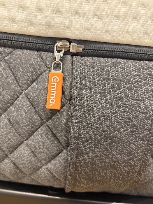Cama 140x200 com Colchão Emma Hybrid – Como Novo