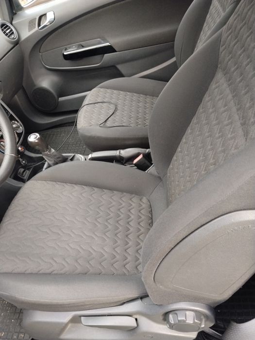 Sprzedam Opel Corsa 1,2b+lpg