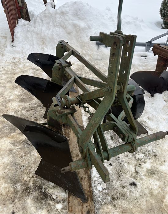 Плуг Unia Grudziadz 3/30 см