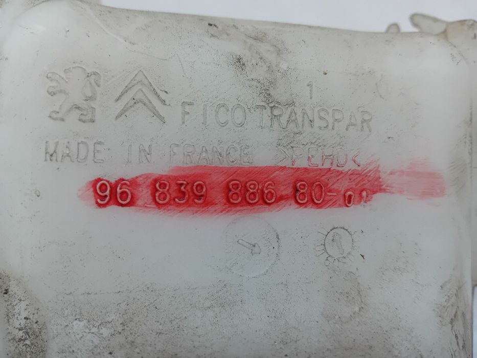Reservatório / depósito água limpa vidros PEUGEOT 208