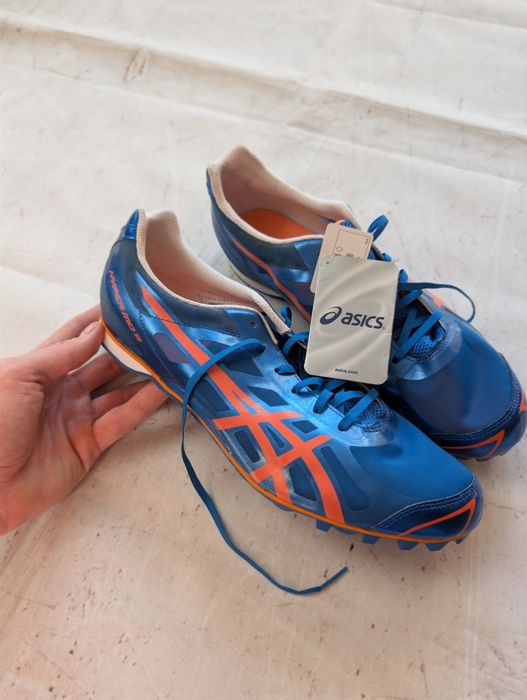 Niebieskie buty do biegania kolce Asics hyper md