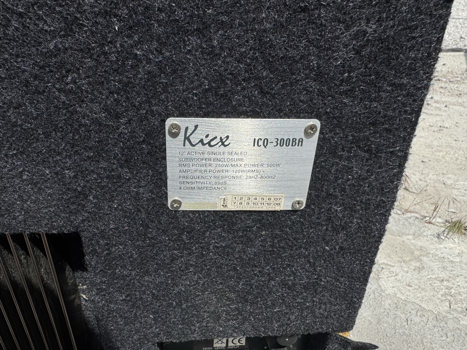 Активний сабвуфер Kicx ICQ-300BA 12" з вбудованим підсилювачем