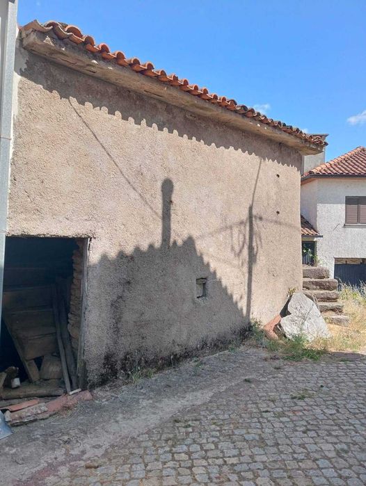Imóvel à Venda – Nogueira, Bragança