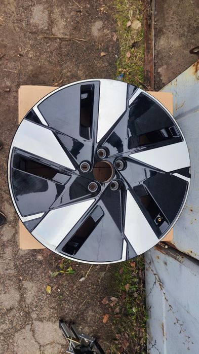 Диск передній Volvo XC40 322942212 7,5Jx19H2 ET 50,5 б/у