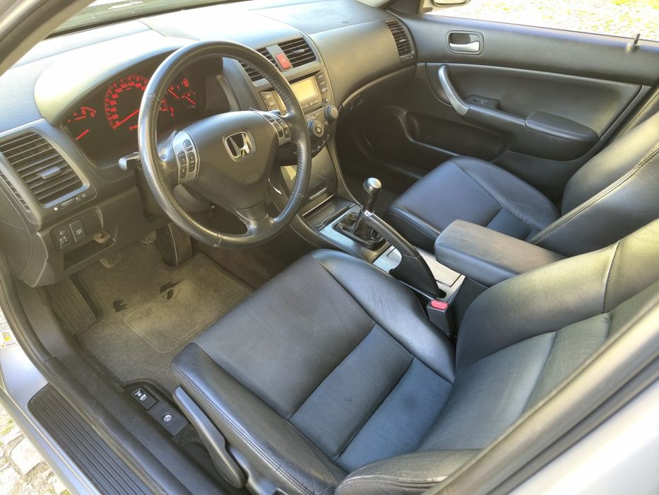 Honda Accord 2.2cdti