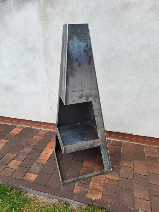 Nowoczesne palenisko ogrodowe