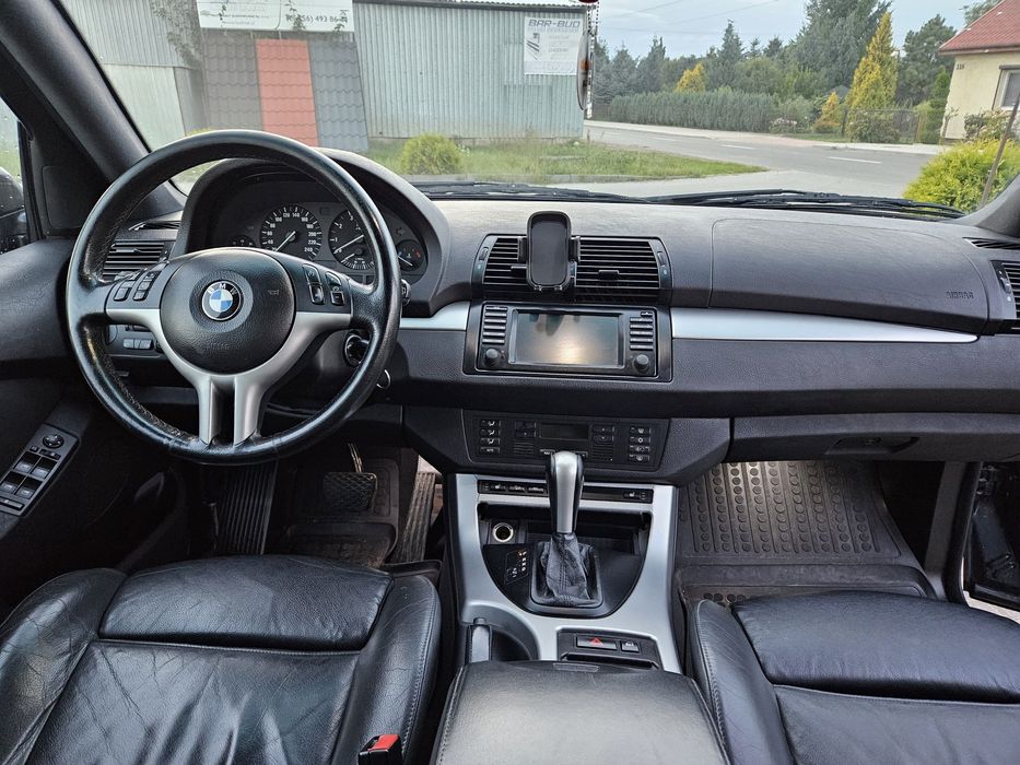 BMW X5 4.4 V8 2004r.