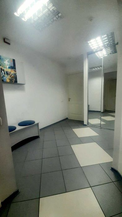 Продам приміщення комерційного призначення на Вишенці 9448