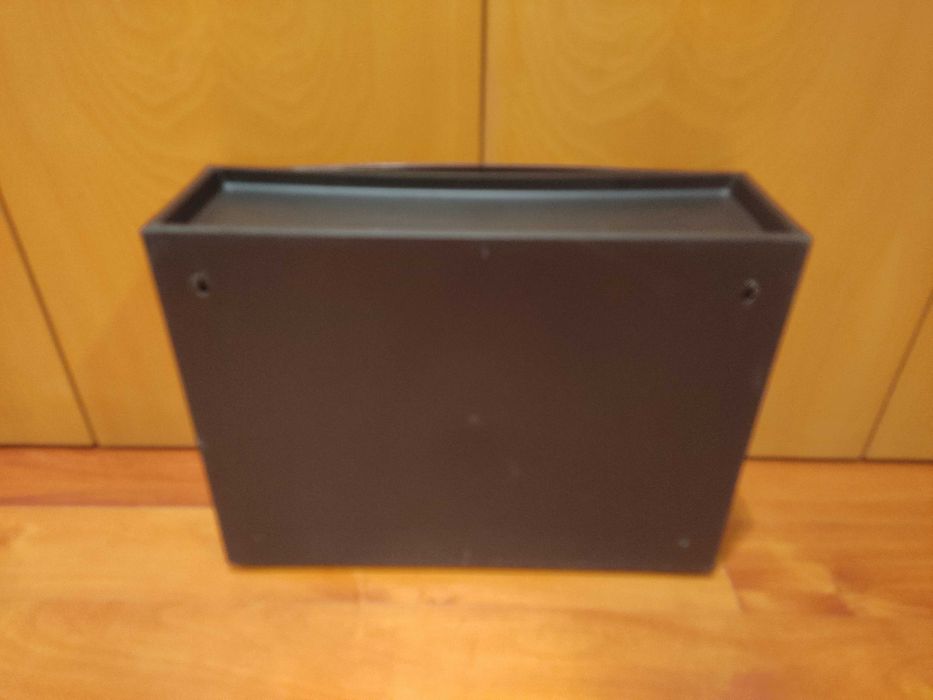 Sapateira IKEA Trones de plástico preto