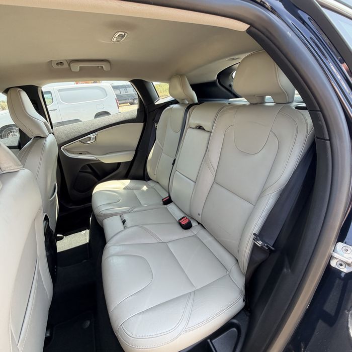 Volvo v40 2.0 gasoleo