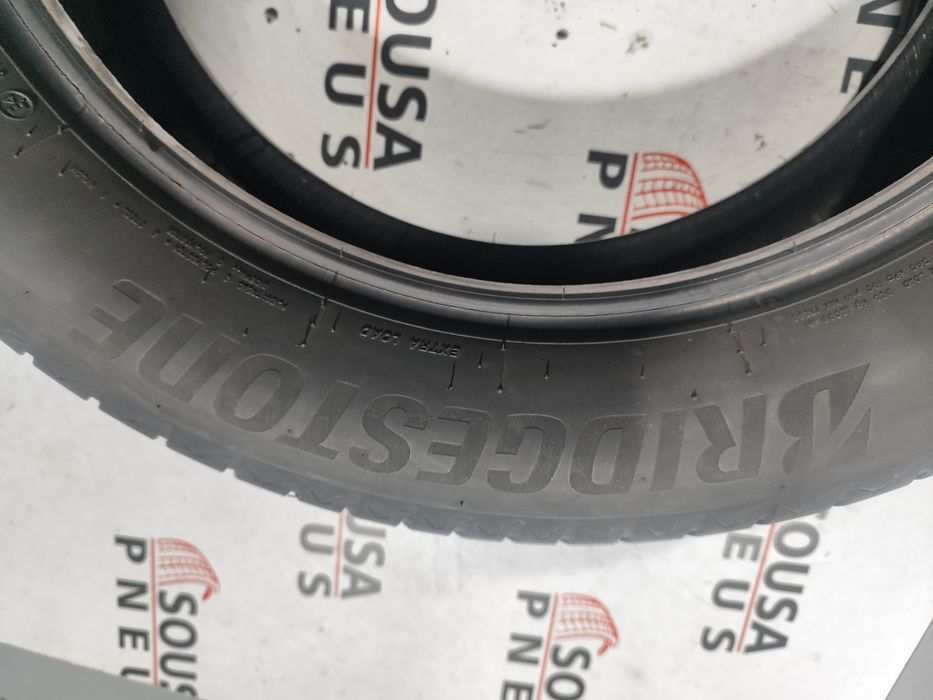 2 pneus semi novos 245-40R19 Bridgestone - Oferta da Entrega