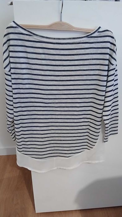 Sweat às riscas azul e branco