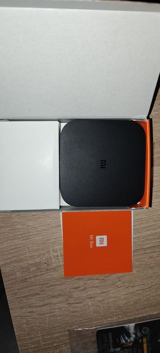 Смарт-приставка Сяомі