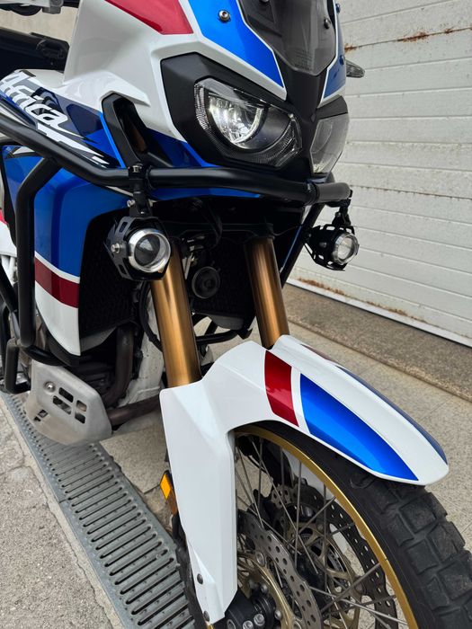 Honda CRF1000L Africa Twin Adventure Sports 30.º Aniversário (2018)