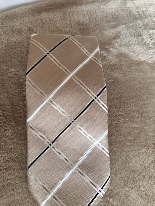 Elegancki krawat męskii nowy