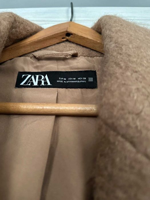 Beżowy brązowy płaszcz ZARA