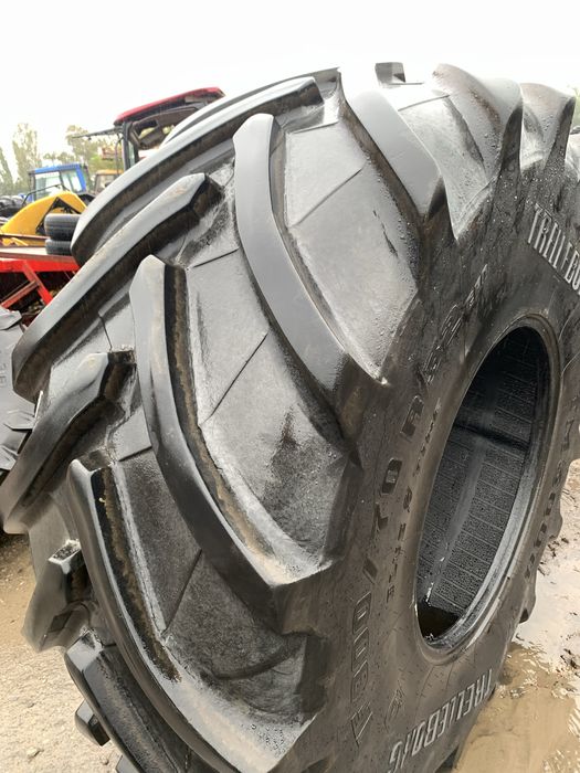 Opony 800/700r32