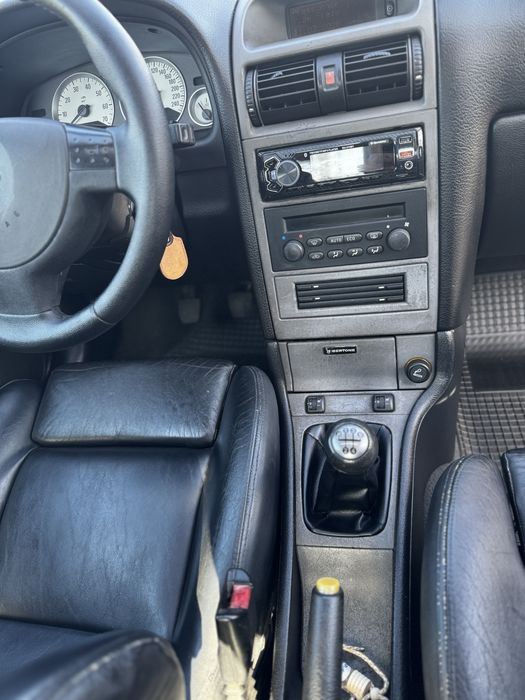 Opel Astra Bertone 1.6 16V