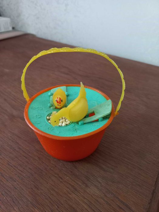 Игрушка курочки клюющие в корзинке, винтаж СССР
