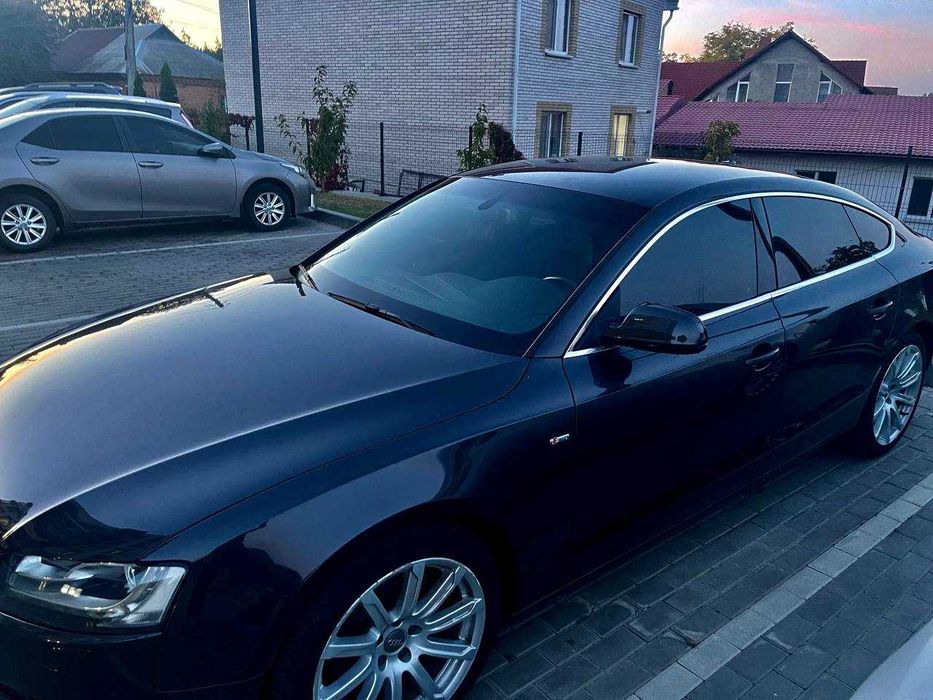 Продам Audi A5 2011
