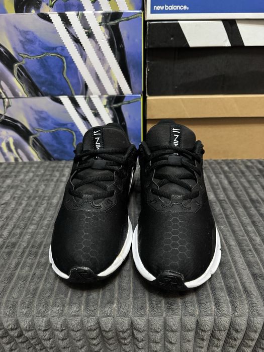 Кросівки жіночі для тренувань Nike Legend Essential 2 38(24см) ориг